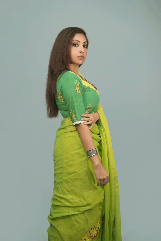 Green Jamdani Fish Embroidered Blouse